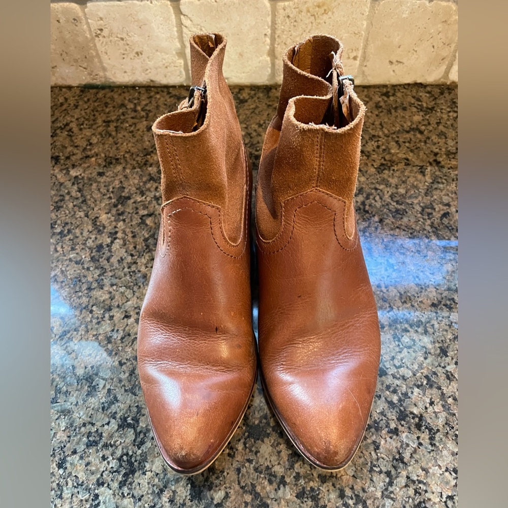 Frye & Co. Women’s Rubie Zip Ankle Boots, Size 6.5